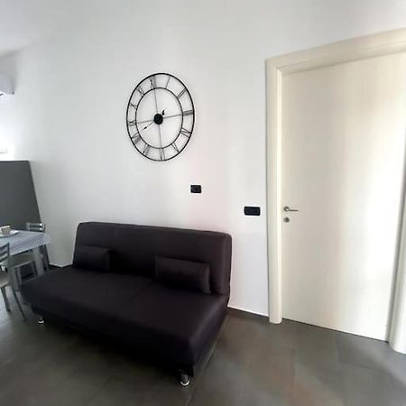 Nice House Luminoso Con Terrazzo Gallarate Exterior foto